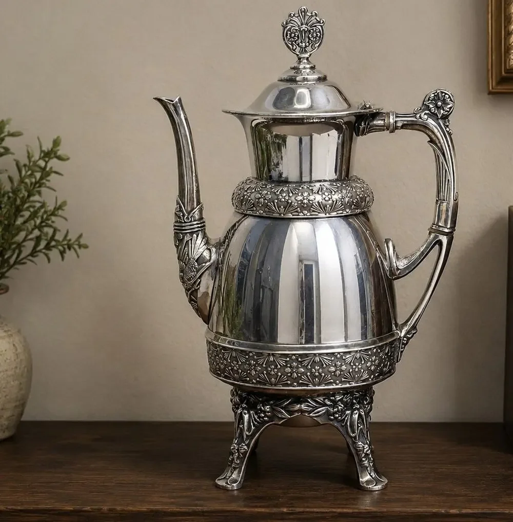 Antique 19th Century Meriden B. Co. Ornate Silver Plate Coffee Tea Pot 1924-6
